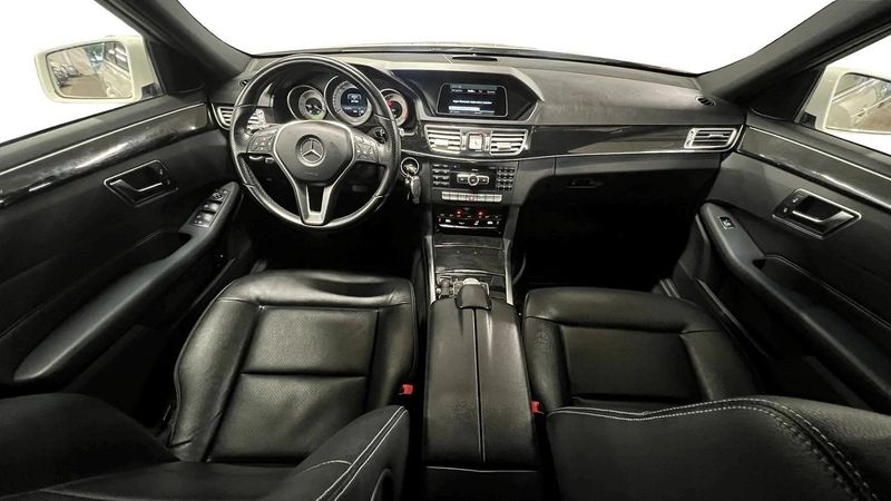 Mercedes E220 bild 6
