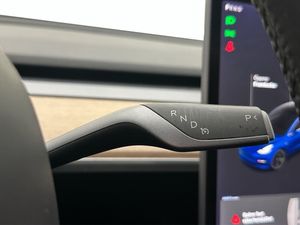 Tesla Model 3 bild 18