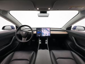 Tesla Model 3 bild 14