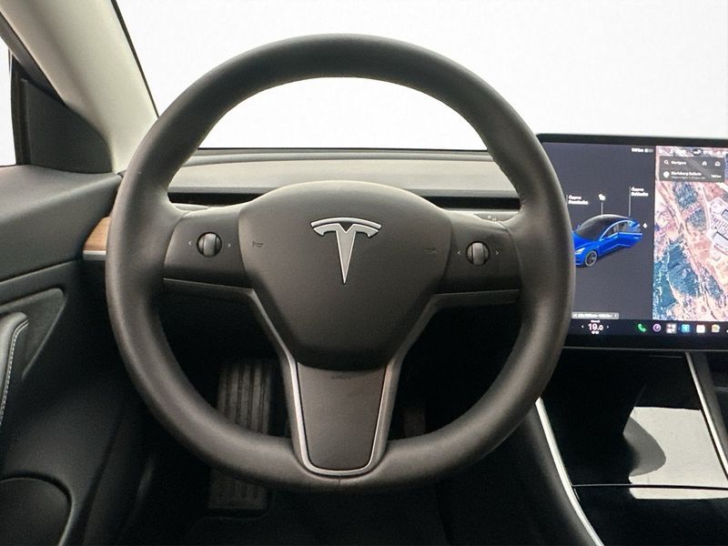 Tesla Model 3 bild 15