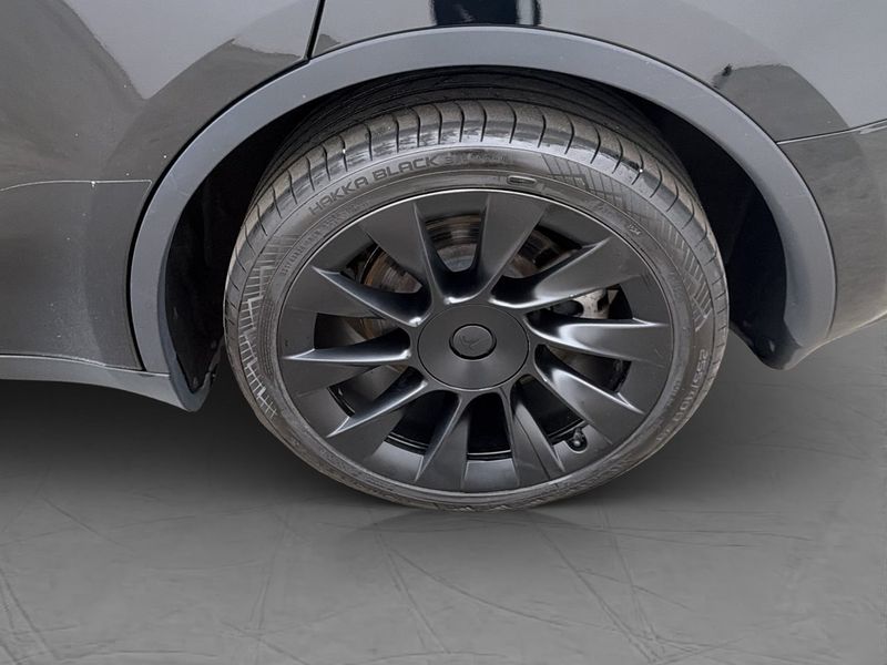 Tesla Model Y bild 34