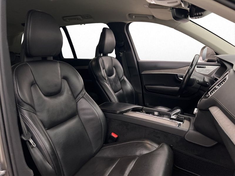 Volvo XC90 bild 33