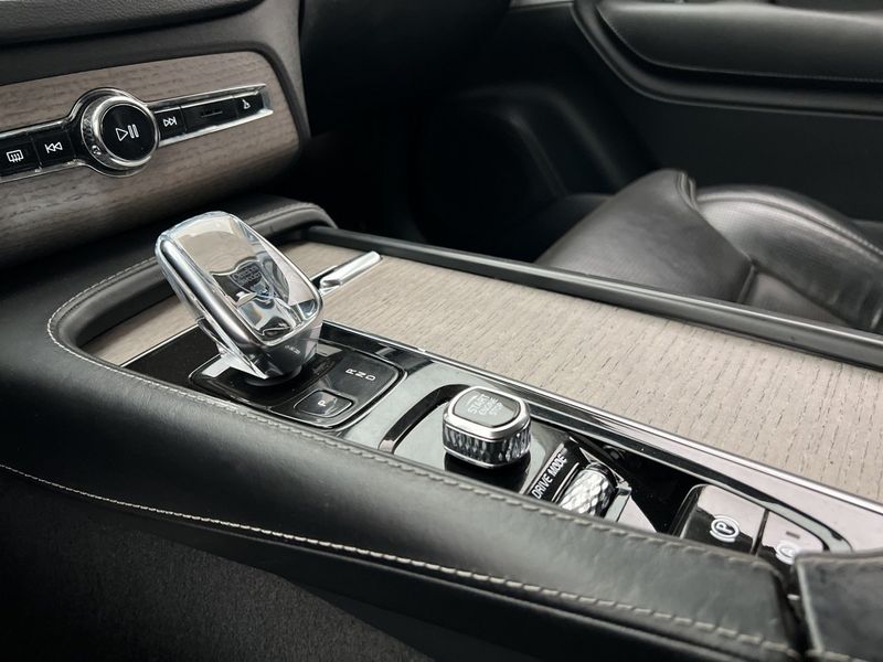 Volvo XC90 bild 30