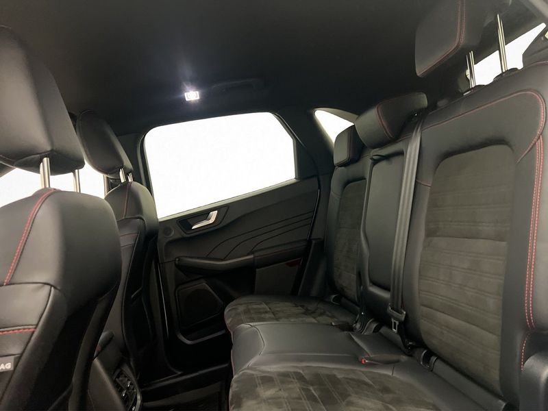 Ford Kuga bild 26