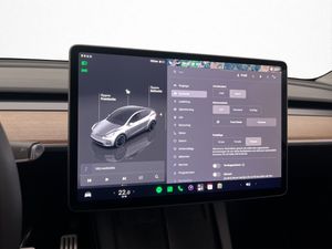 Tesla Model Y bild 21