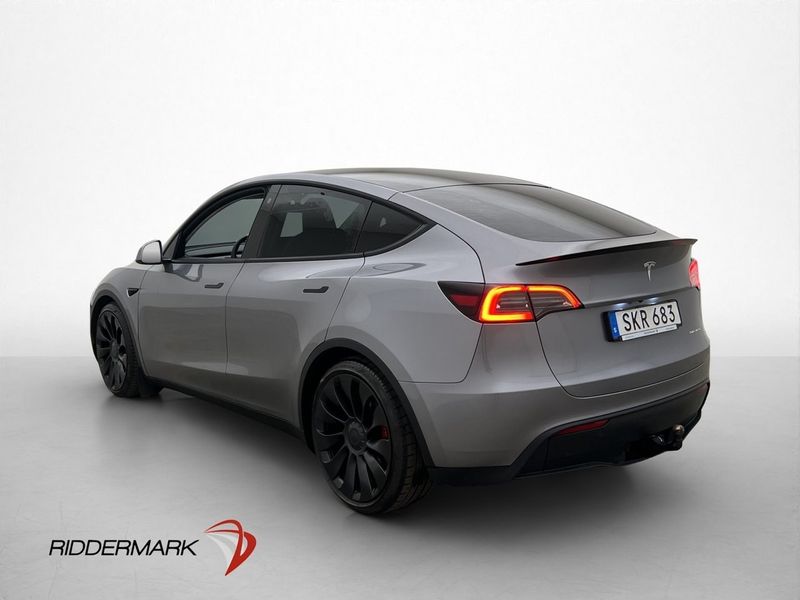 Tesla Model Y bild 8