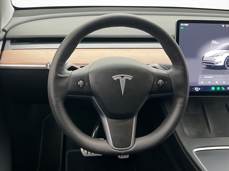 Tesla Model Y bild 14