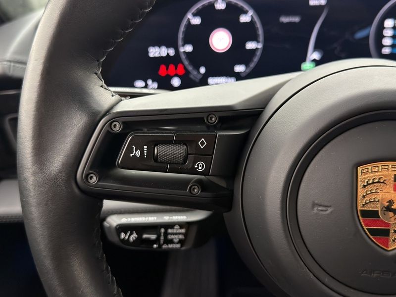 Porsche Taycan bild 35