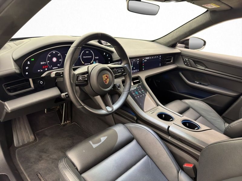 Porsche Taycan bild 13