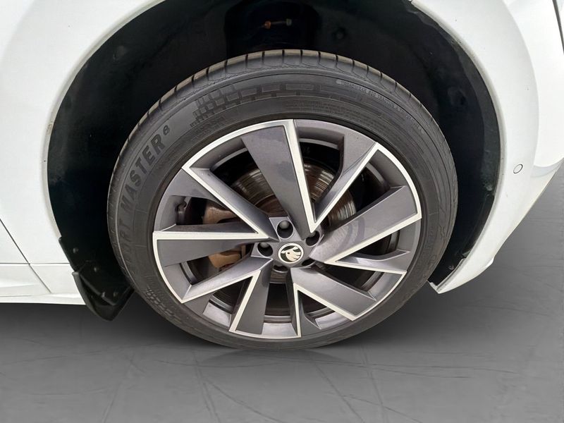 Skoda Enyaq bild 38