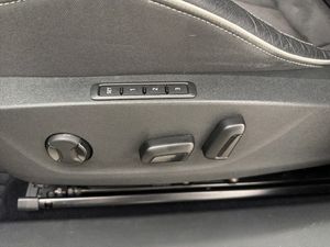Skoda Enyaq bild 12