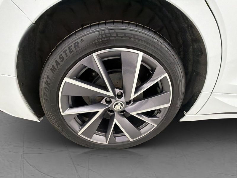 Skoda Enyaq bild 37
