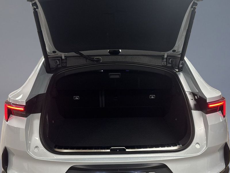 Polestar 4 bild 8
