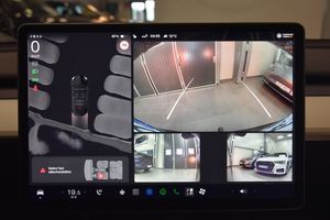Tesla Model Y bild 17