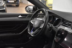 Volkswagen Passat bild 9