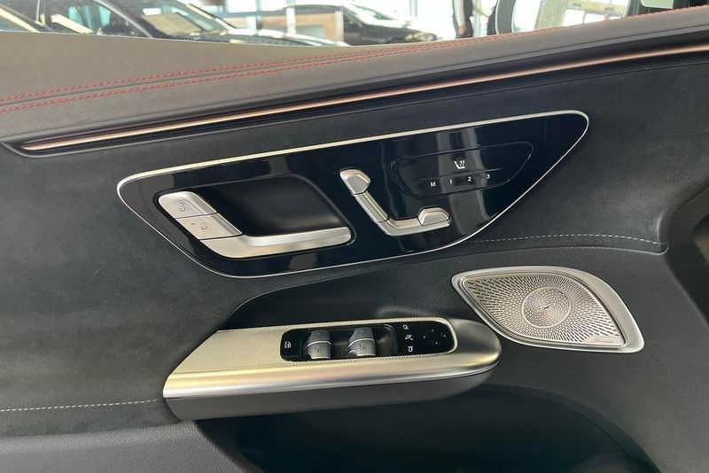 Mercedes EQE350 bild 16