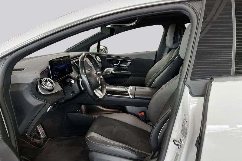 Mercedes EQE350 bild 8