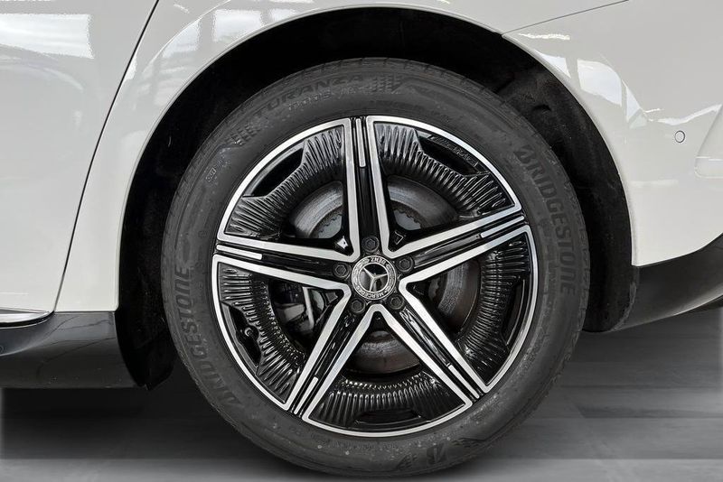 Mercedes EQE350 bild 18