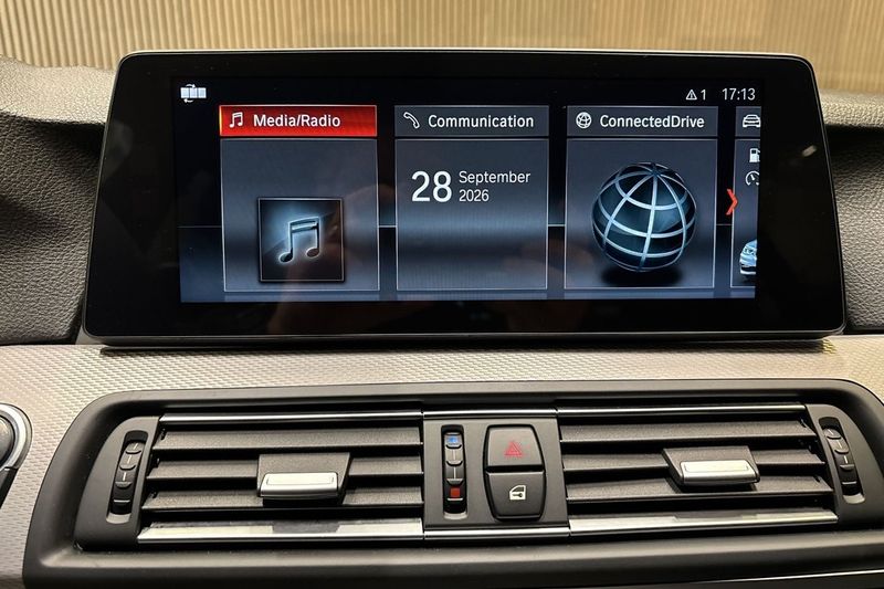 BMW 520 bild 10