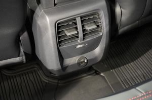 Ford Mustang Mach-E bild 13