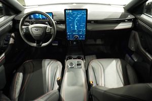 Ford Mustang Mach-E bild 10