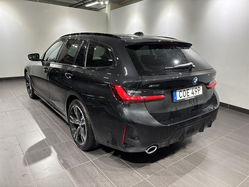BMW 330 bild 2
