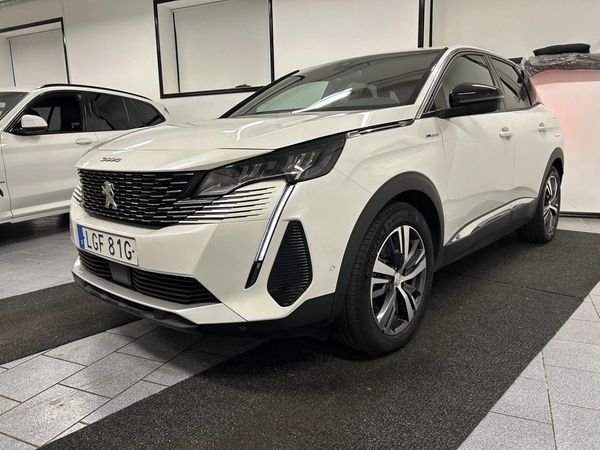 Peugeot 3008 Plugin HYBRID4 300 hk EAT Allure Drag MOMS - 2023