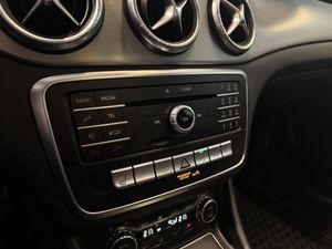 Mercedes CLA180 bild 13