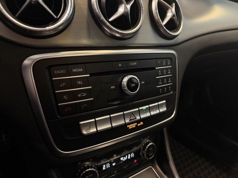 Mercedes CLA180 bild 13