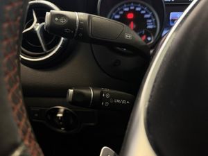 Mercedes CLA180 bild 15