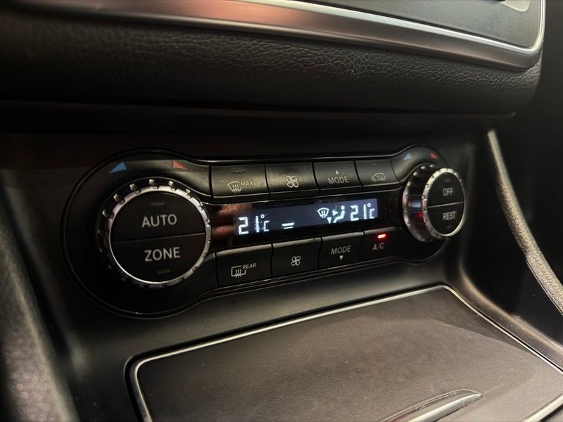 Mercedes CLA180 bild 14