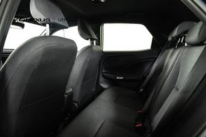 Lexus LBX bild 7
