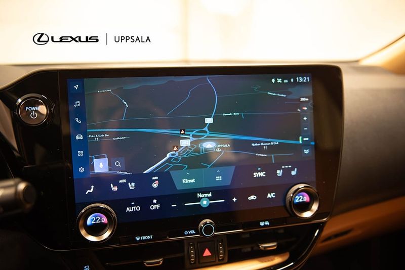 Lexus NX bild 19