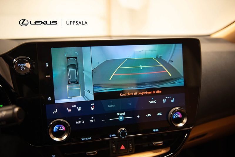 Lexus NX bild 20