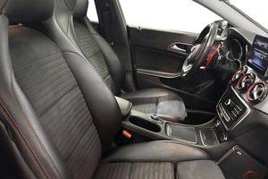 Mercedes CLA180 bild 14