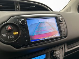 Toyota Yaris bild 15