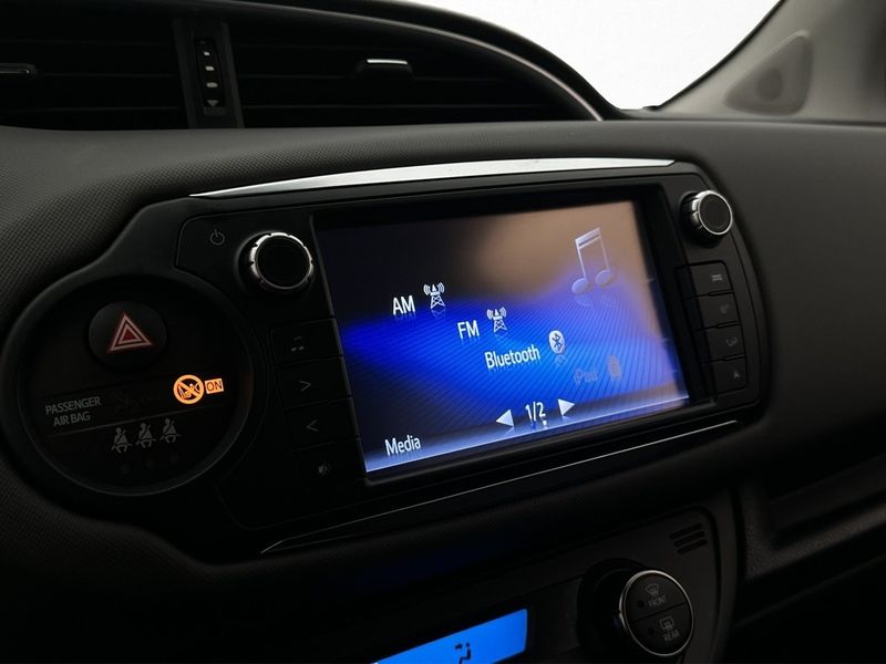 Toyota Yaris bild 16