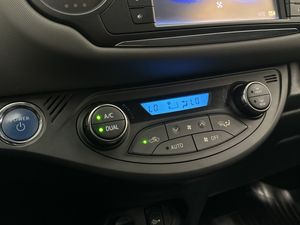 Toyota Yaris bild 17