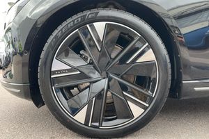 Volvo ES90 bild 18