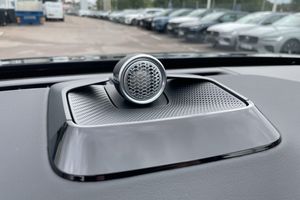Volvo ES90 bild 13