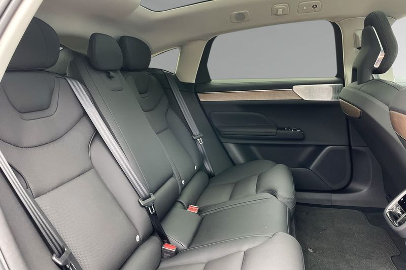 Volvo ES90 bild 11