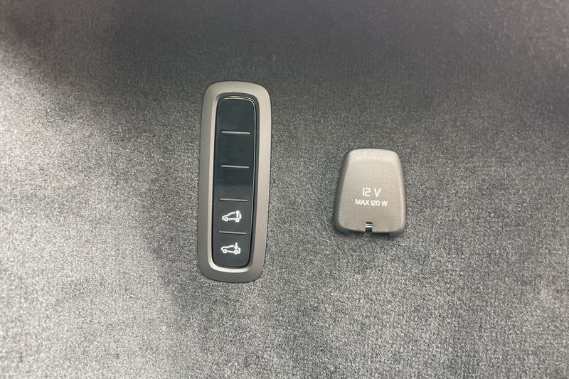 Volvo ES90 bild 17