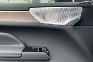 Volvo ES90 bild 14