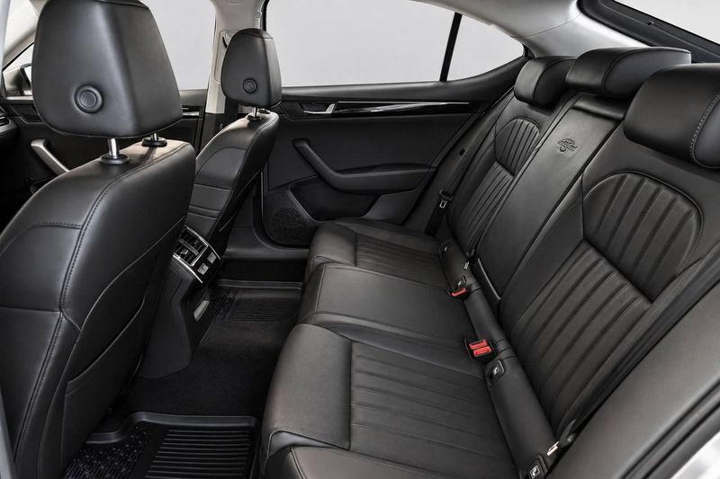 Skoda Superb bild 11