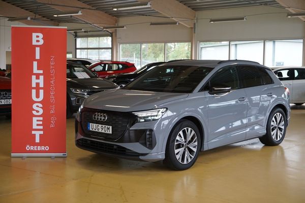 Audi Q4 e-tron 40 e-tron 204hk Evolutionspaket Svart Optikpkt Drag - 2024