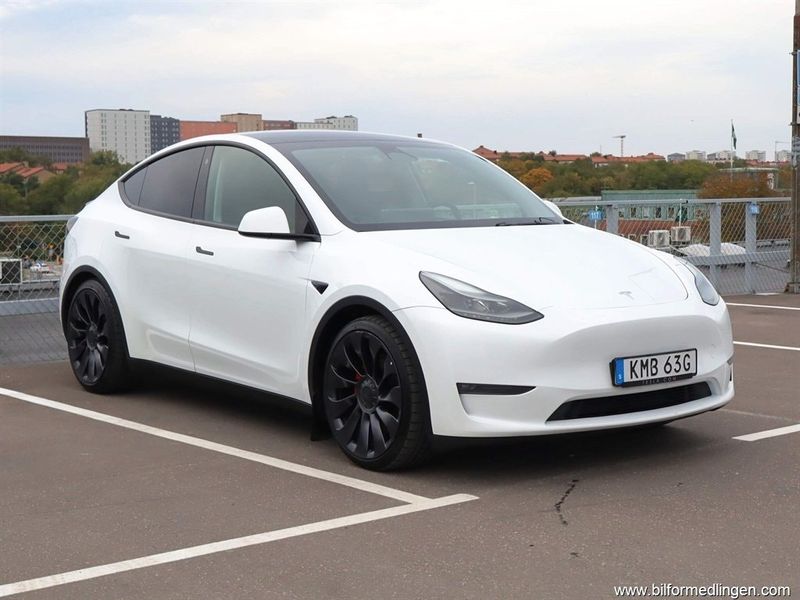 Tesla Model Y bild 2