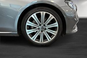 Mercedes E220 bild 8