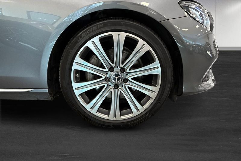 Mercedes E220 bild 8