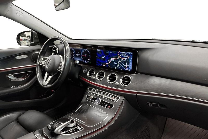 Mercedes E220 bild 7