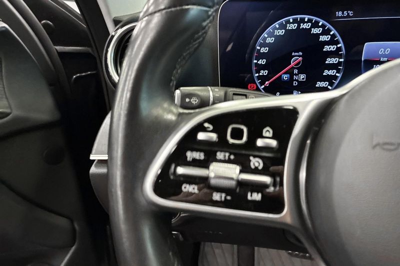 Mercedes E220 bild 18